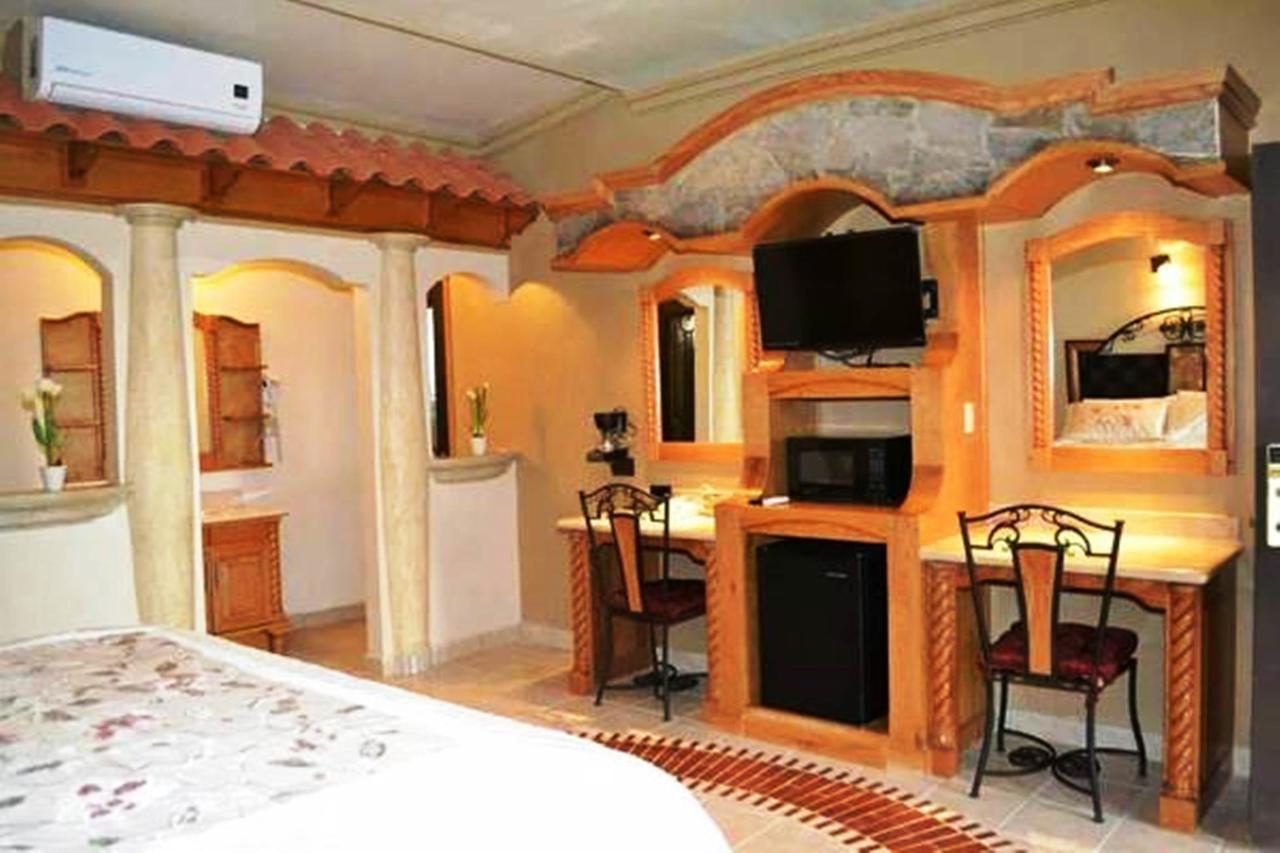 Maria Bonita Suites Agua Prieta Kamer foto