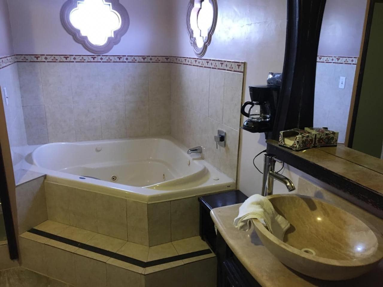 Maria Bonita Suites Agua Prieta Buitenkant foto