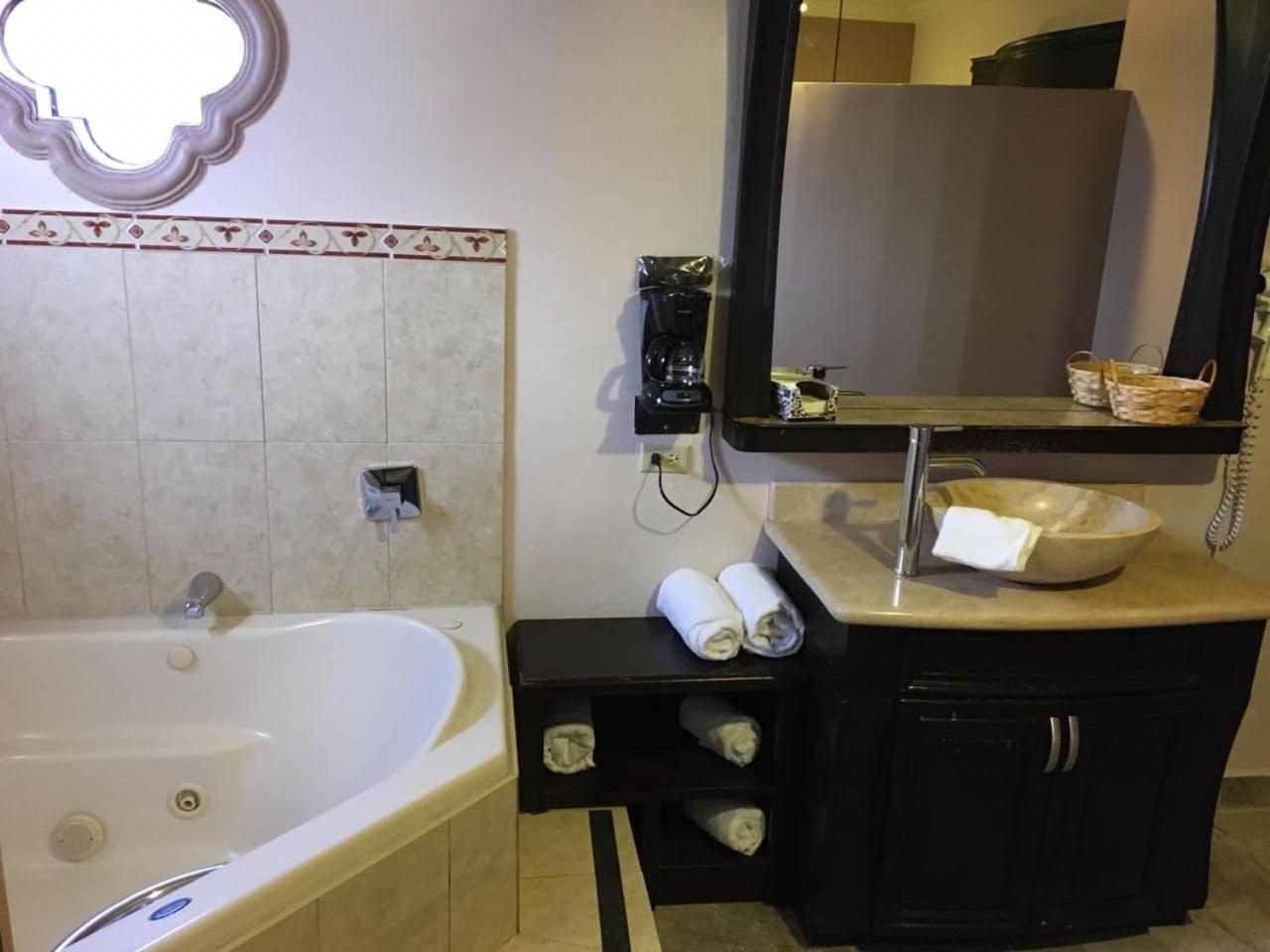 Maria Bonita Suites Agua Prieta Buitenkant foto